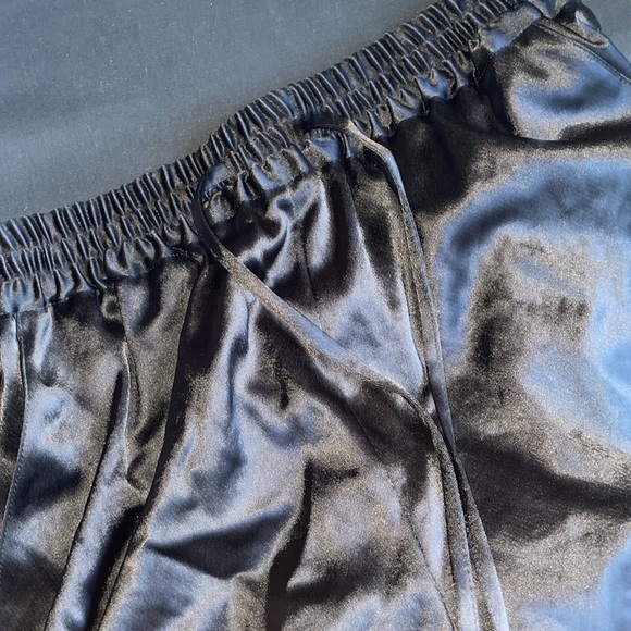 Milly Hammered Satin Track Black Pant Size 0 NWT - Picture 6 of 7